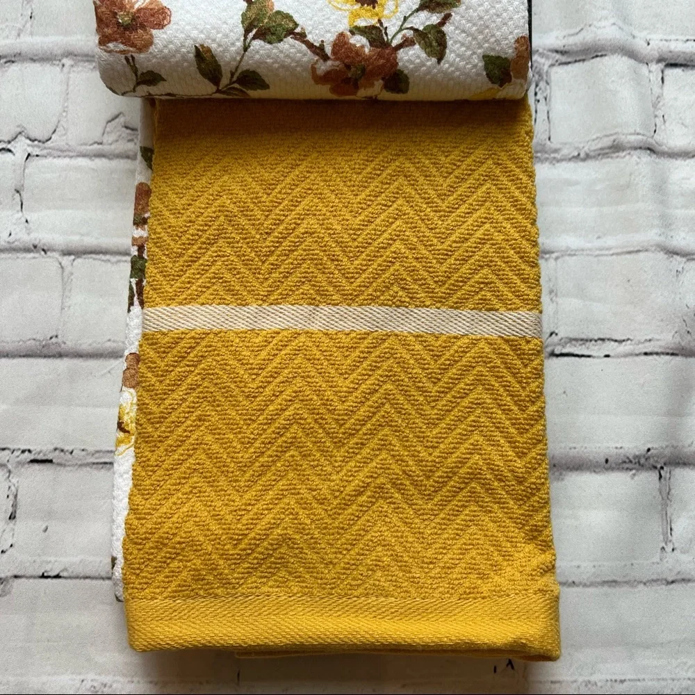 NWT Ralph Lauren Set of 3 Kitchen Towels Set